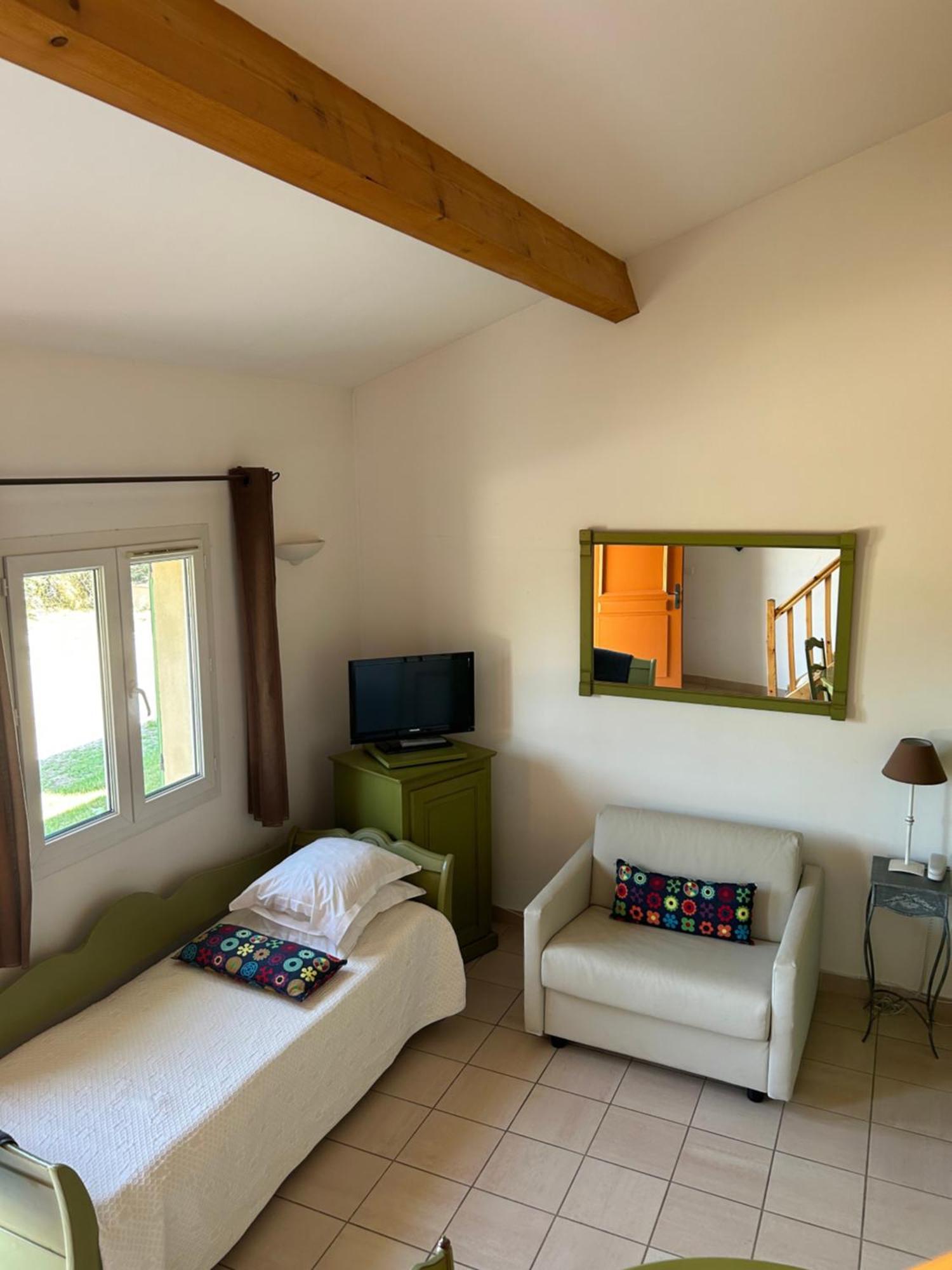 Hotel Terriciae Aux Portes De Maussane Les Alpilles Номер фото